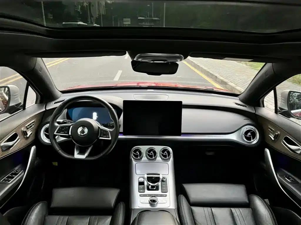 Denza X 2020 PHEV Flagship Edition — миниатюра 15
