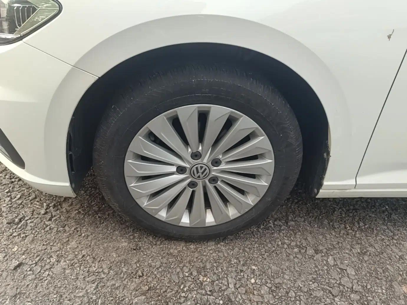 Used Volkswagen Lavida 2019 1.5L Automatic Vision Edition China VI Standard — миниатюра 10