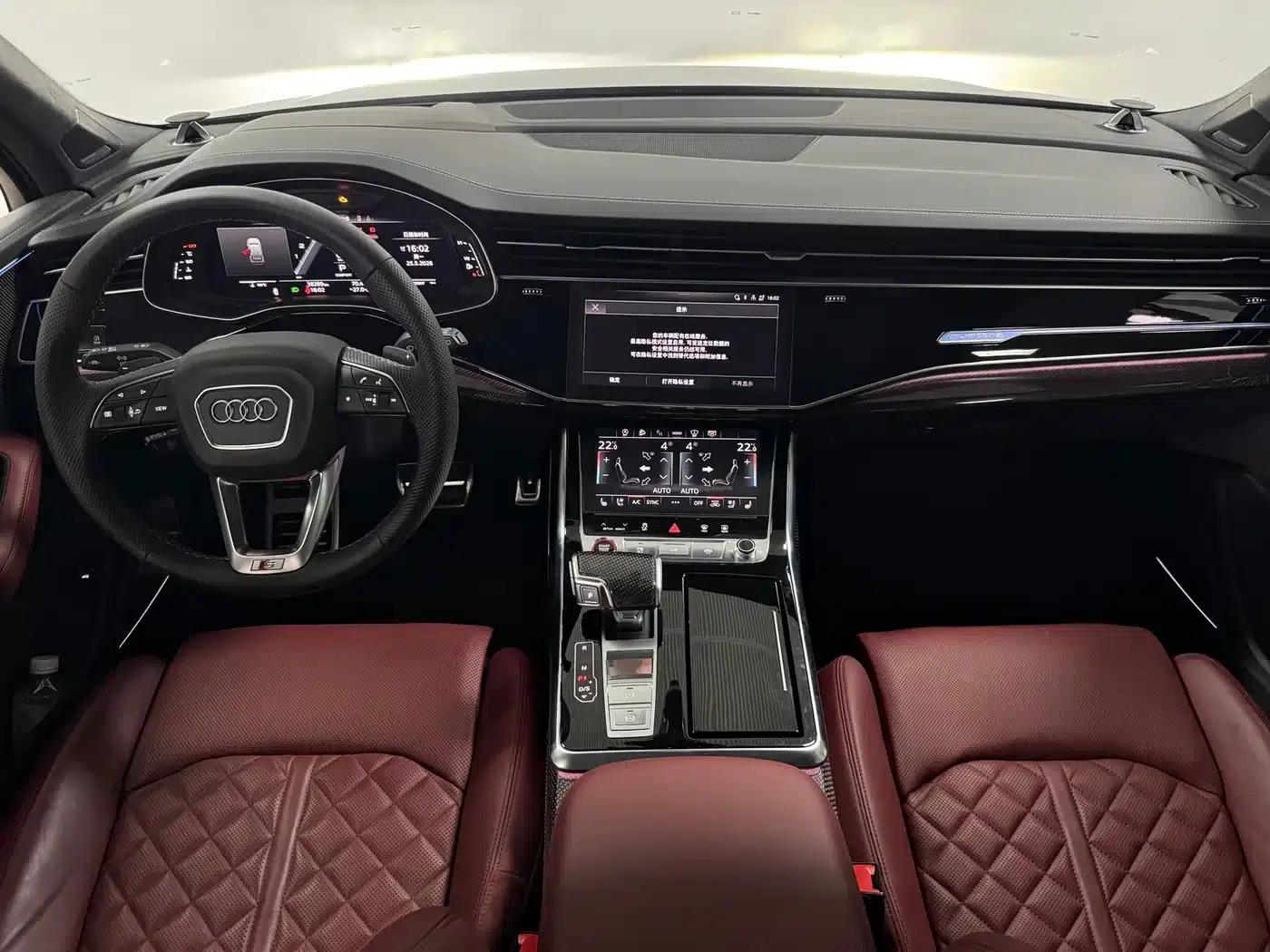 Audi SQ7 2024 4.0 TFSI Dark Knight Edition — миниатюра 8