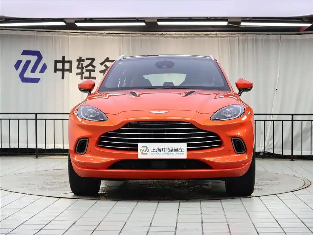 Aston Martin DBX 2023 3.0T STRAIGHT-SIX — миниатюра 2