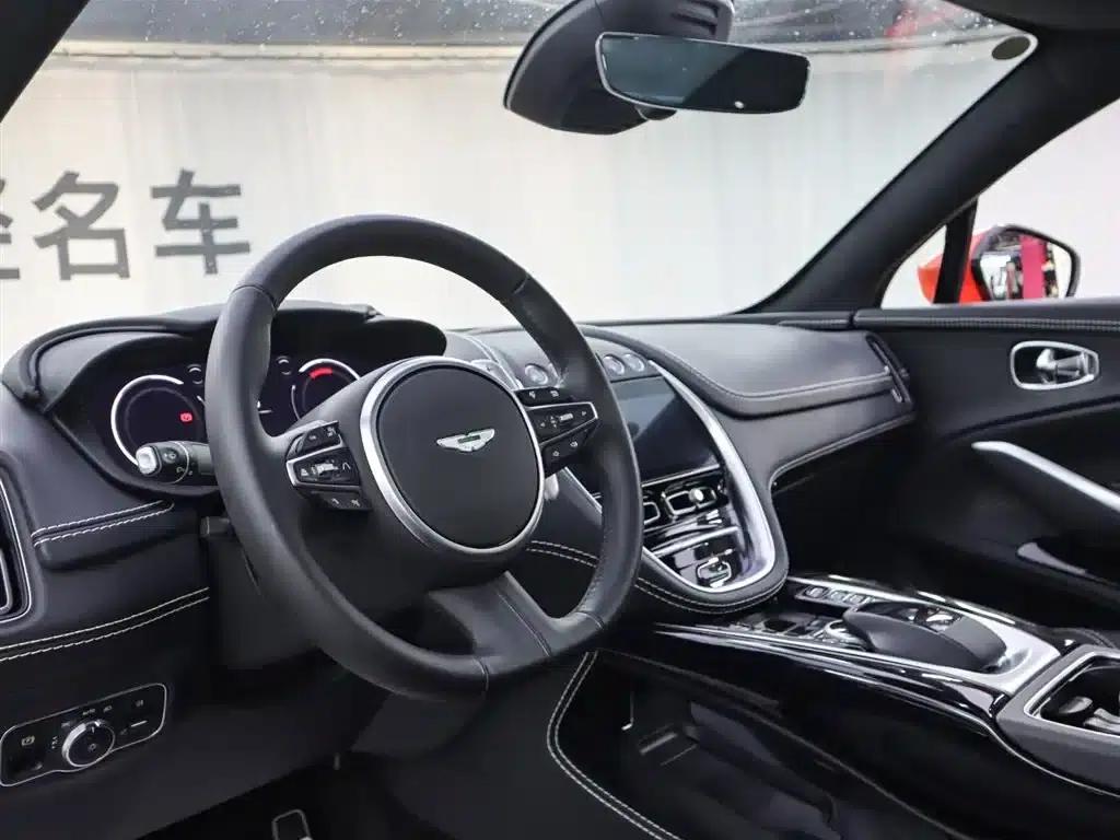 Aston Martin DBX 2023 3.0T STRAIGHT-SIX — миниатюра 7