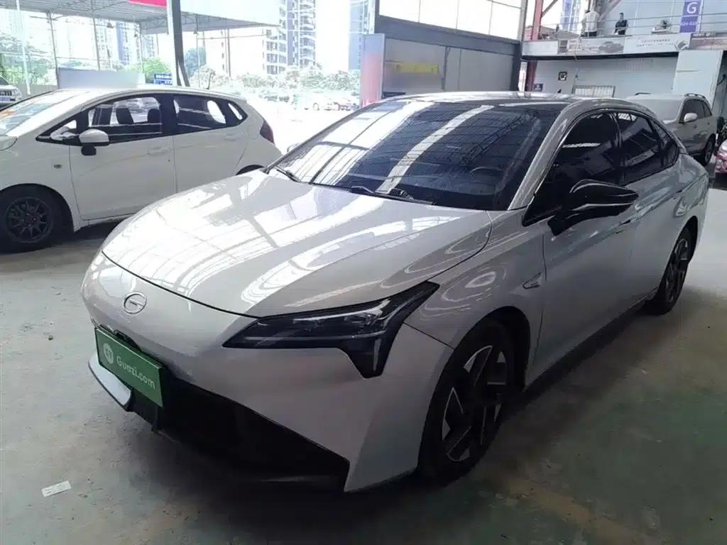 AION S Plus 2022 Model 70 Smart Edition — миниатюра 1