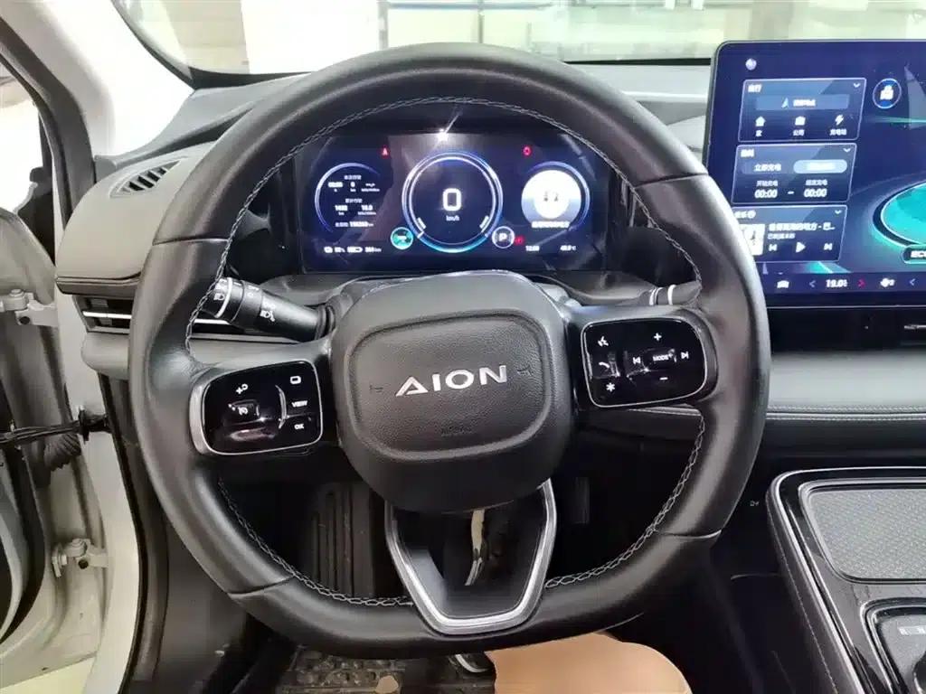 AION S Plus 2022 Model 70 Smart Edition — миниатюра 11