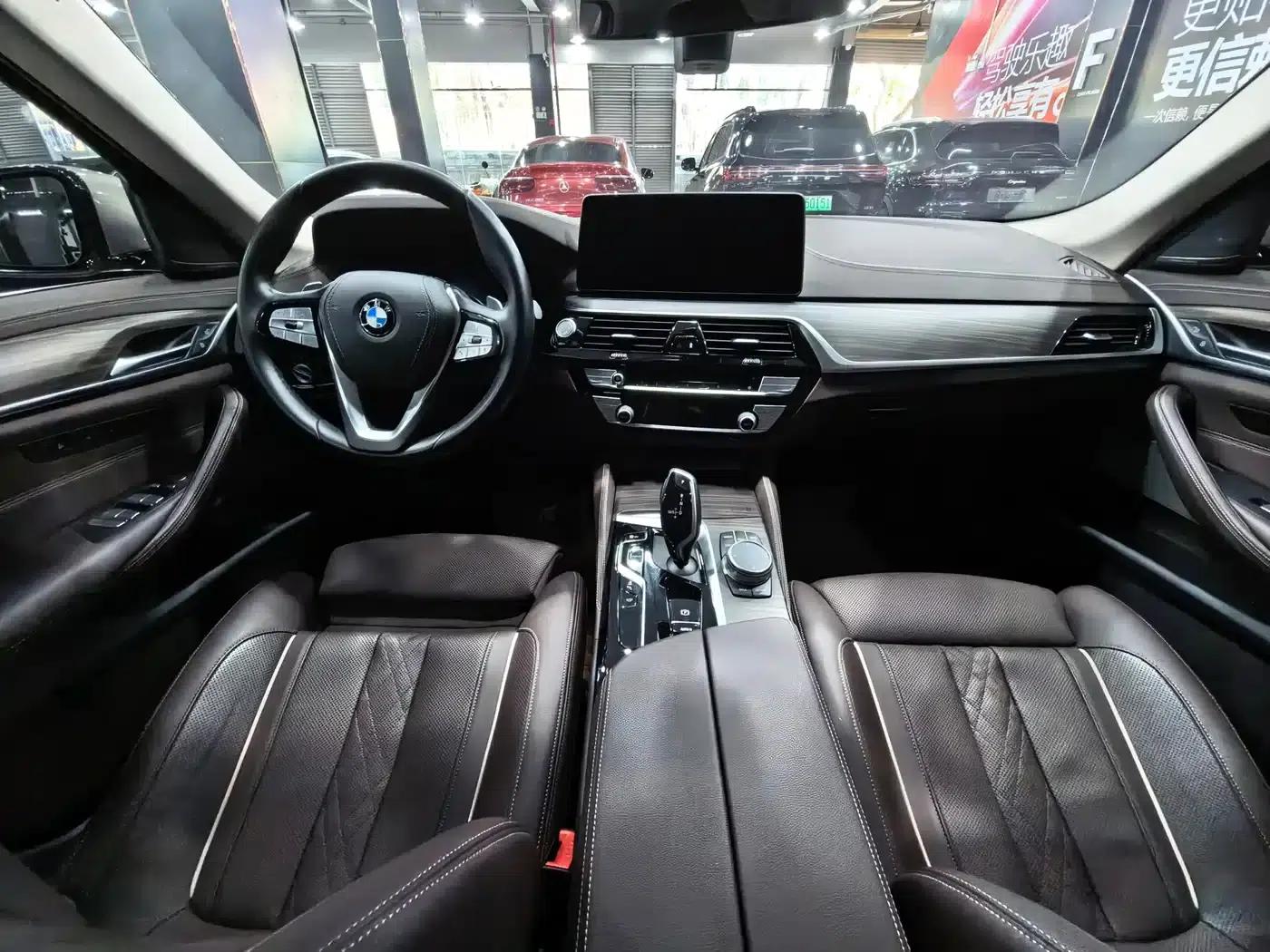 BMW 5 Series 2021 530Li Luxury Package — миниатюра 12