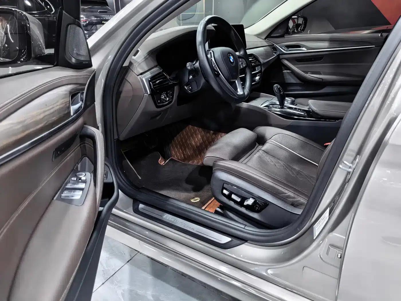 BMW 5 Series 2021 530Li Luxury Package — миниатюра 7