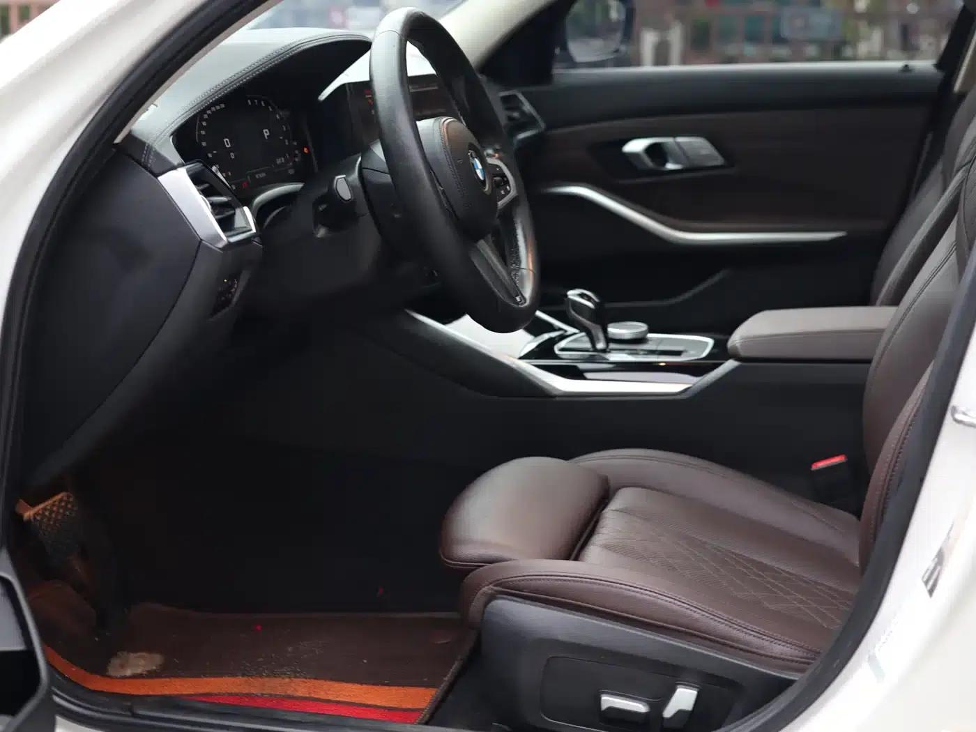 2022 BMW 3 Series Facelift 320Li M Sport Package — миниатюра 27