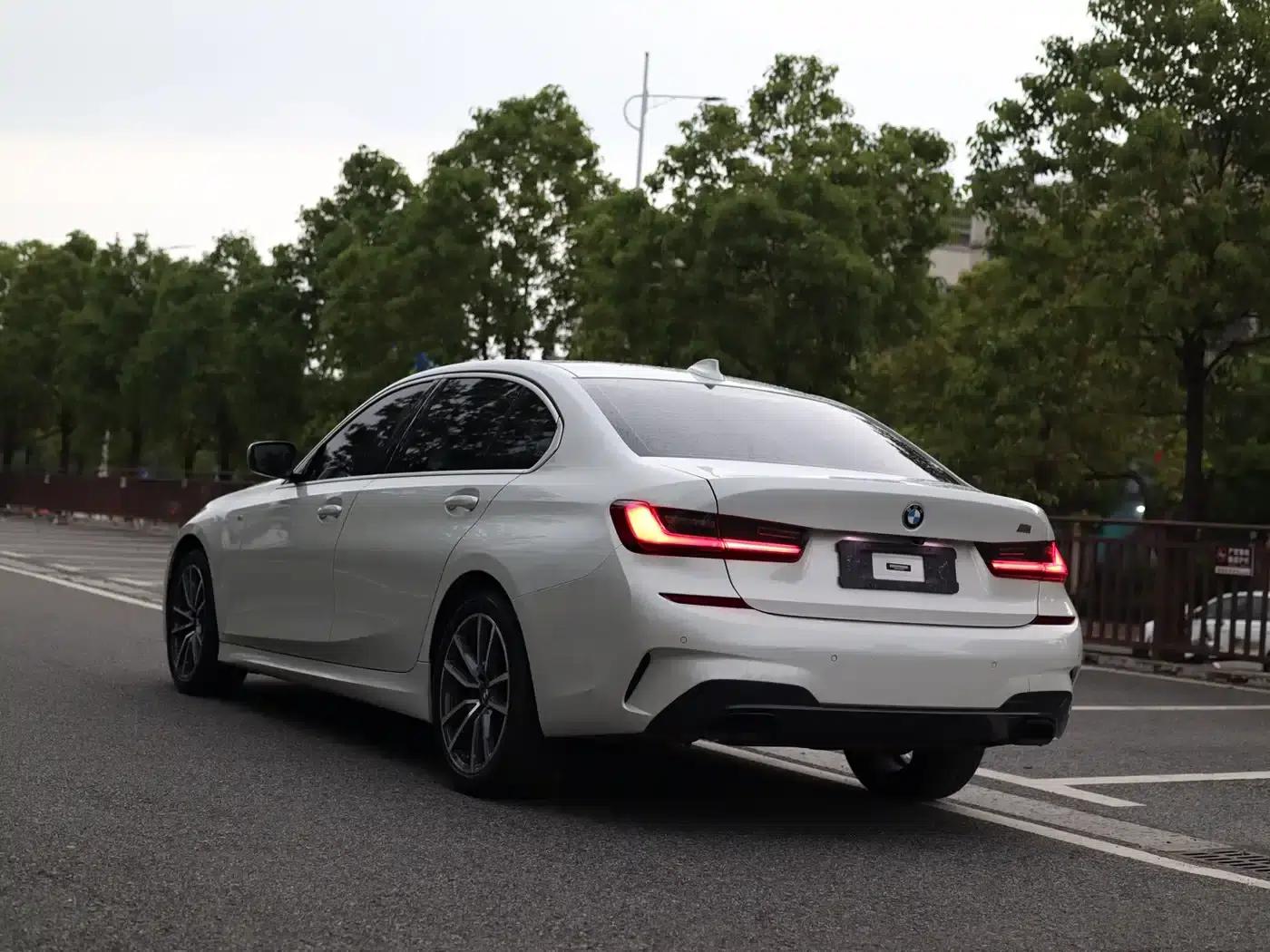 2022 BMW 3 Series Facelift 320Li M Sport Package — миниатюра 4