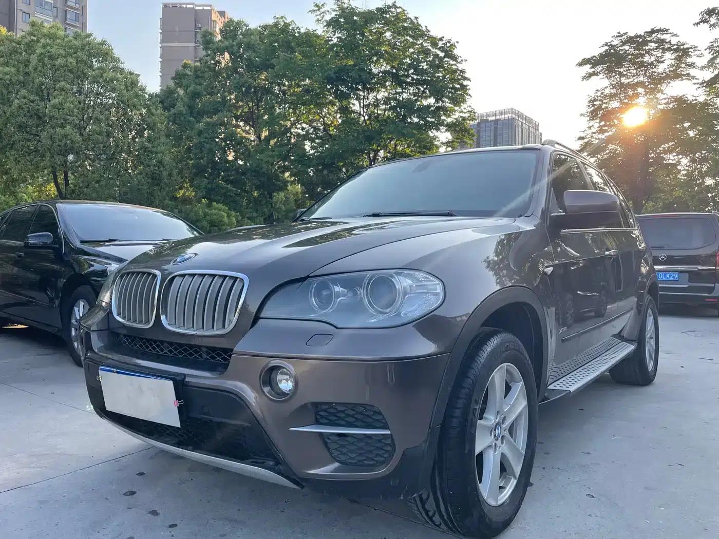 2013 BMW X5 xDrive35i Leading Edition (Imported) — миниатюра 1