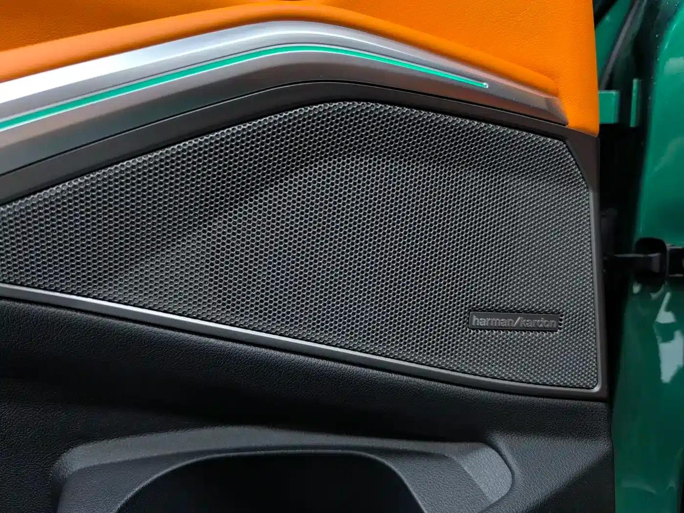 2021 BMW M3 Competition Sedan — миниатюра 12