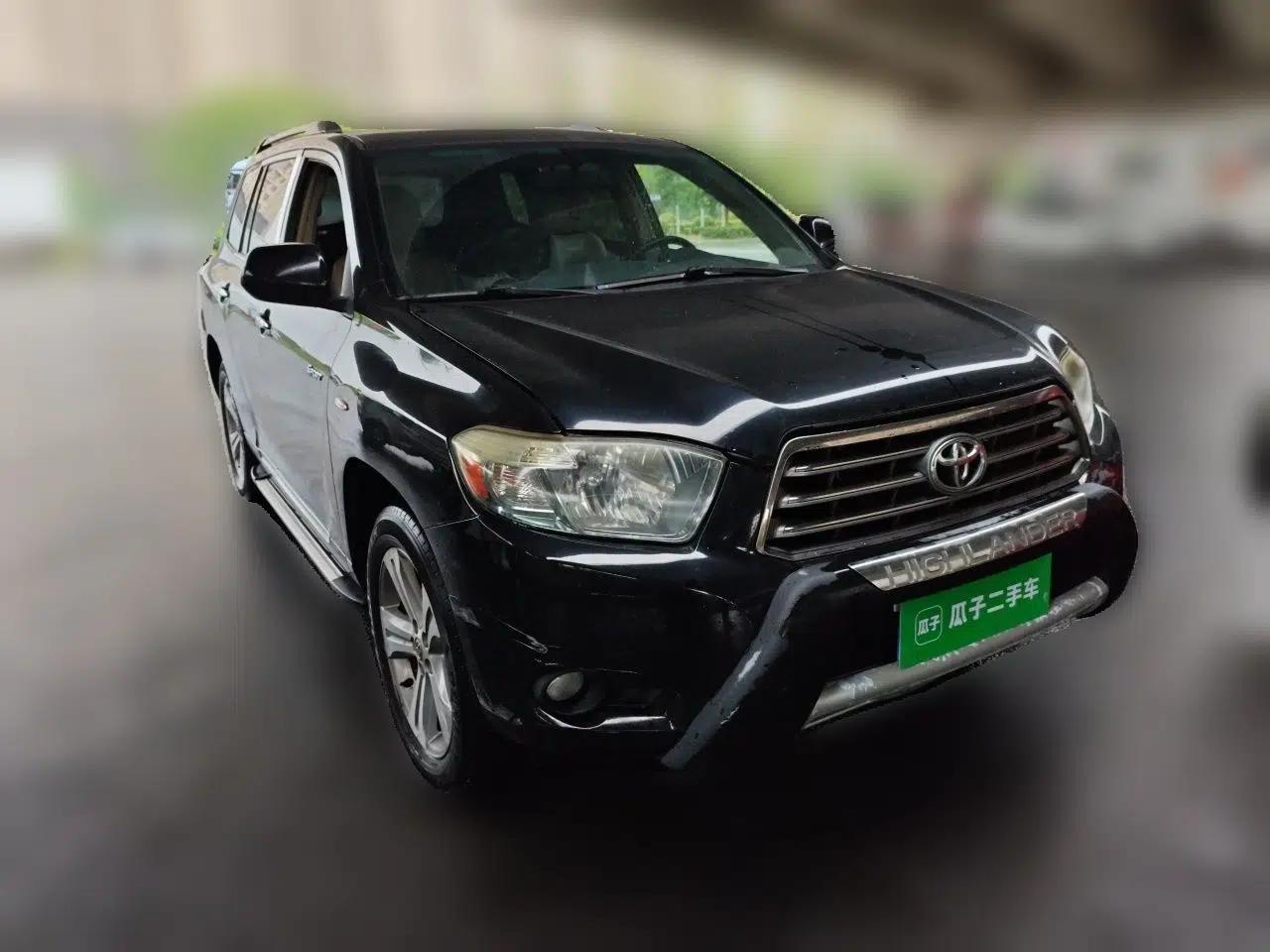 Used Toyota Highlander 2011 2.7L Two-Wheel Drive 7-Seater Luxury Edition — миниатюра 3