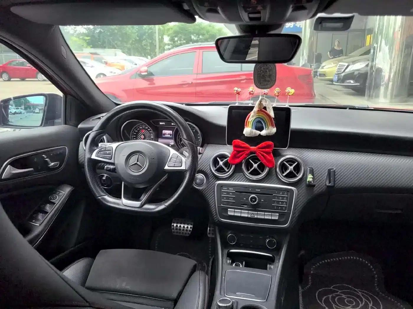 Mercedes-Benz A-Class (Imported) 2016 A 200 Sport — миниатюра 4