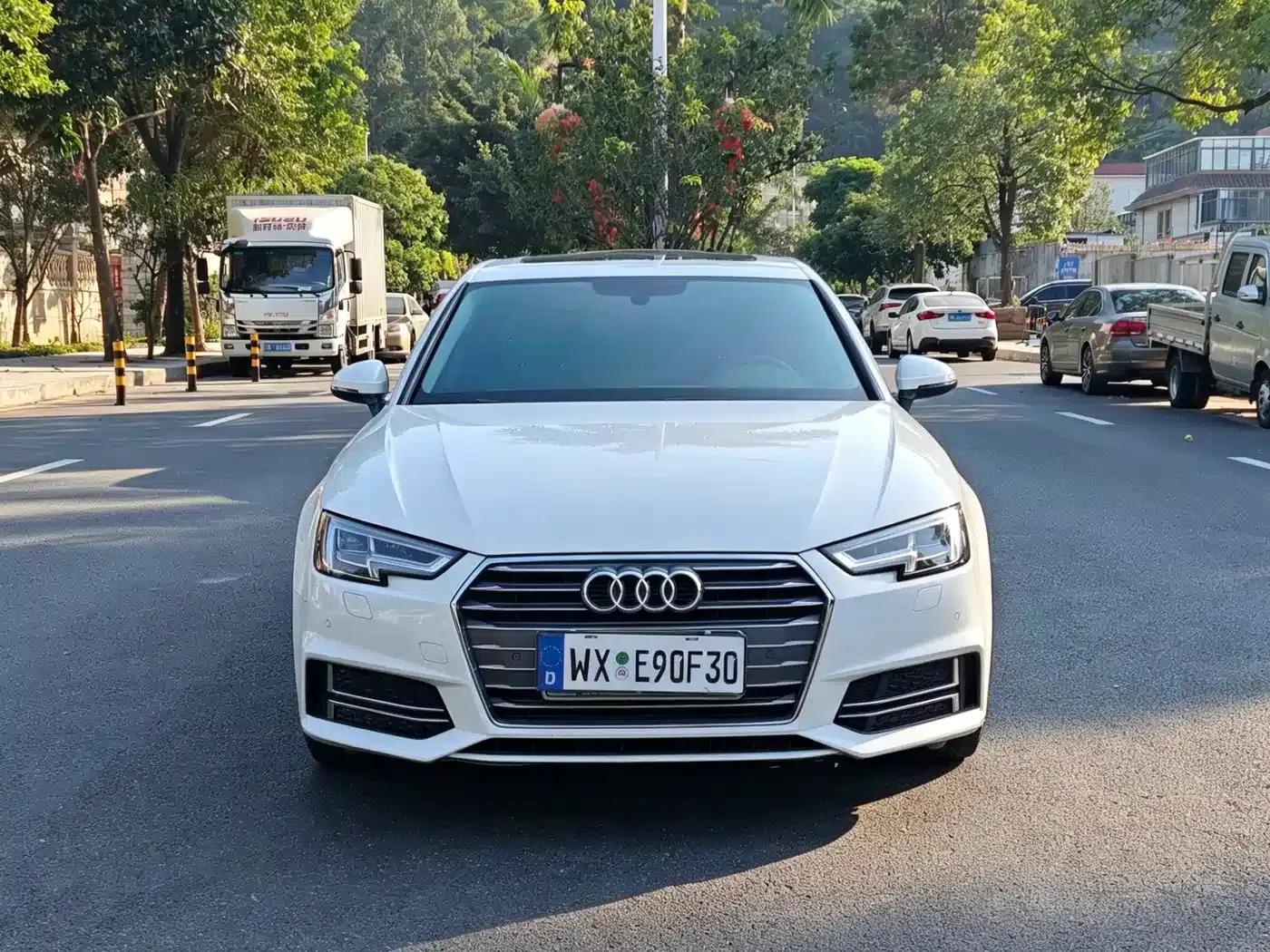 Audi A4L 2018 30th Anniversary Edition 40 TFSI Fashion Model — миниатюра 2