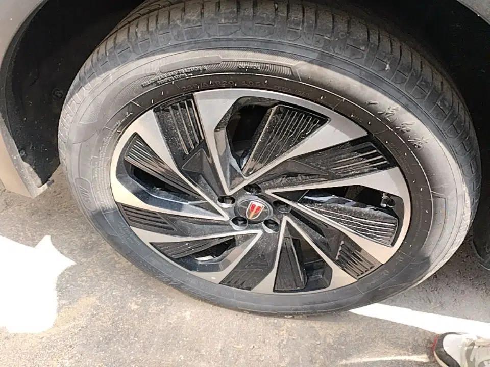 Used Hongqi HS7 PHEV 2024 2.0T PHEV Four-Wheel Drive Flagship Edition 7 Seats — миниатюра 11