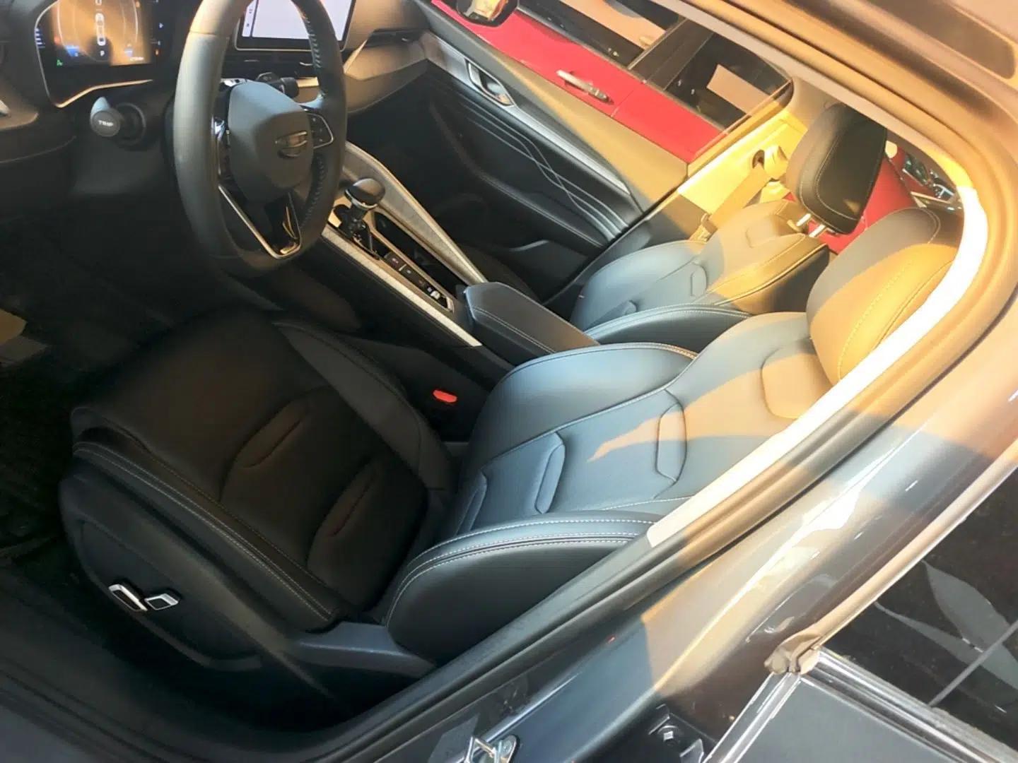 Used Geely Auto Preface 2023 2.0TD Luxury Version — миниатюра 17