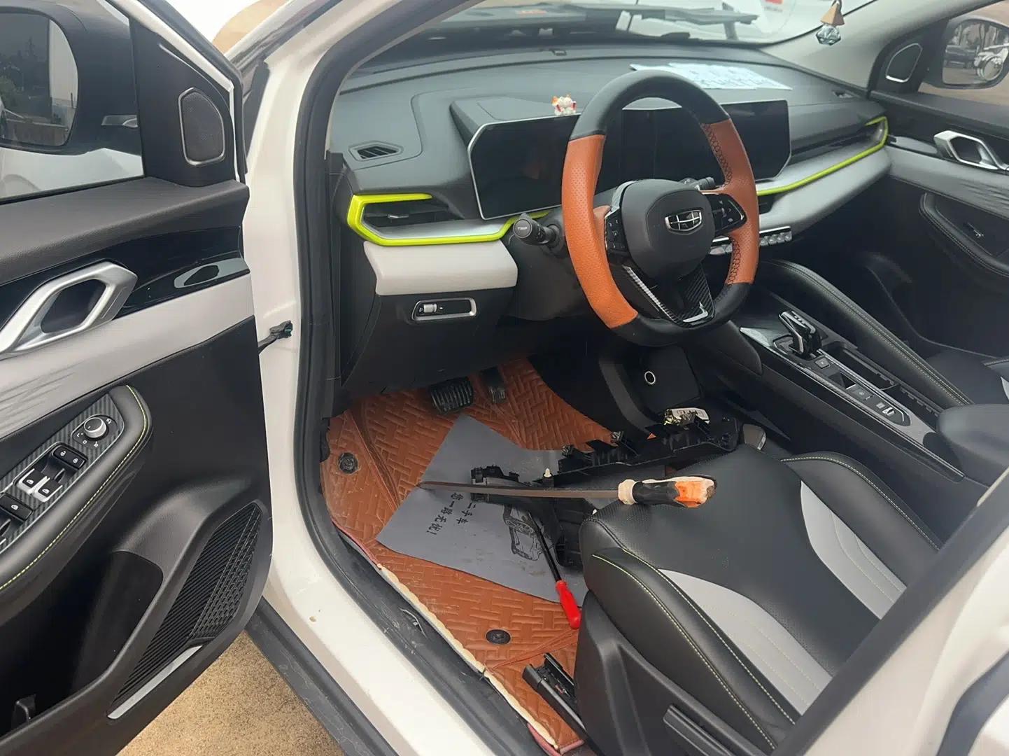 Used Geely Auto Coolray 2022 Bin Yue COOL 1.5TD DCT Hot Engine Edition — миниатюра 19