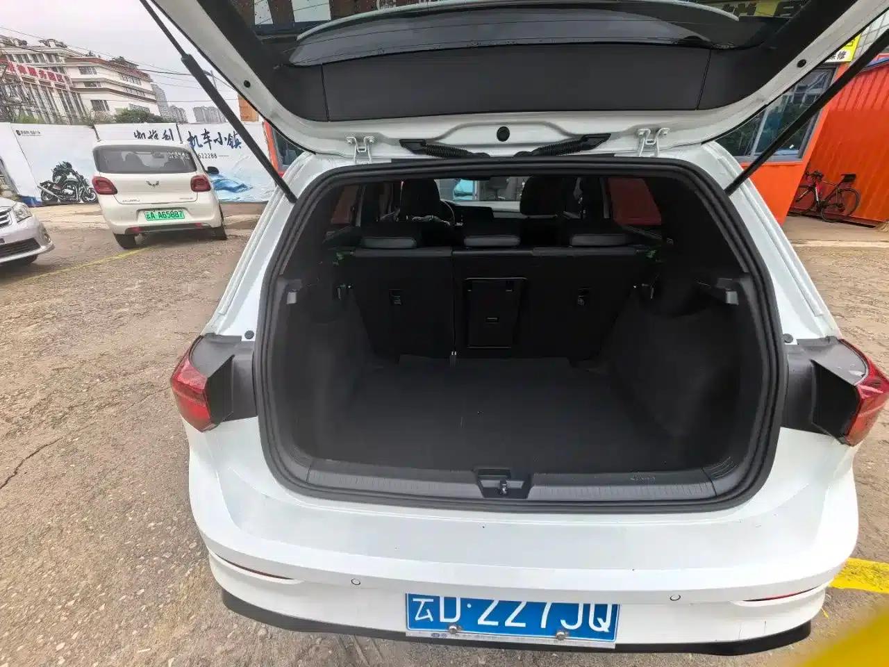 2023 Golf 280TSI DSG R-Line — миниатюра 17