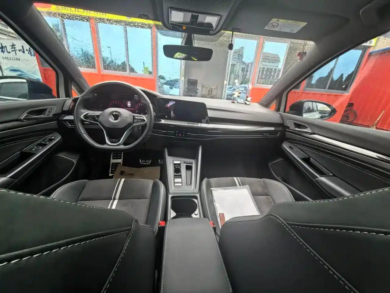 2023 Golf 280TSI DSG R-Line — миниатюра 10