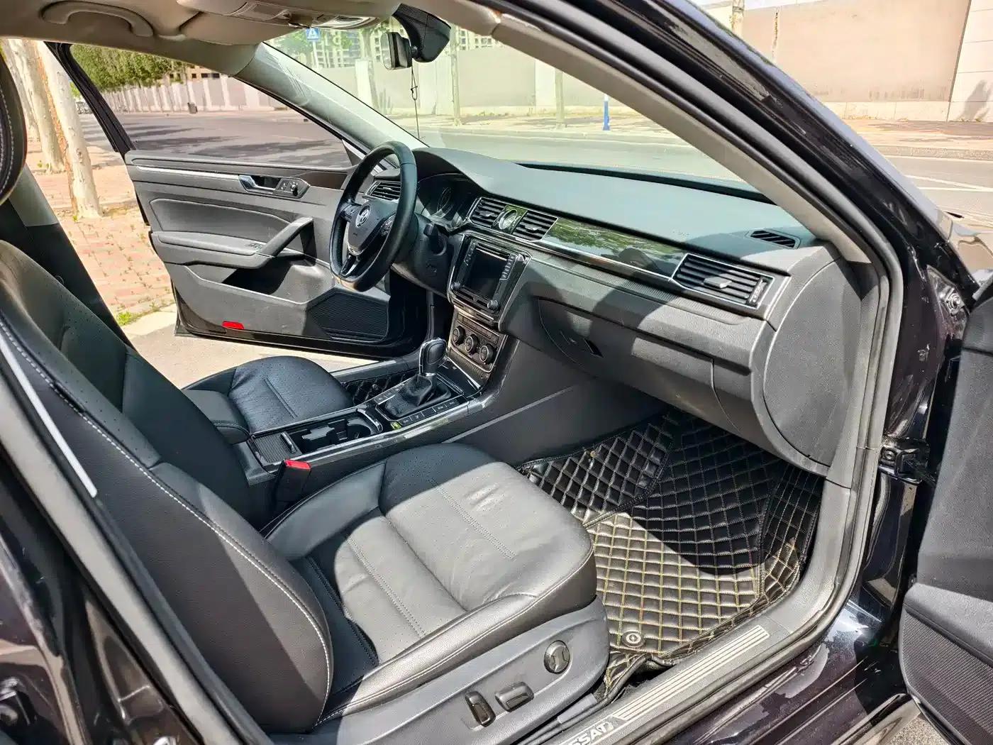 2016 Passat 330TSI DSG Royal Edition — миниатюра 4