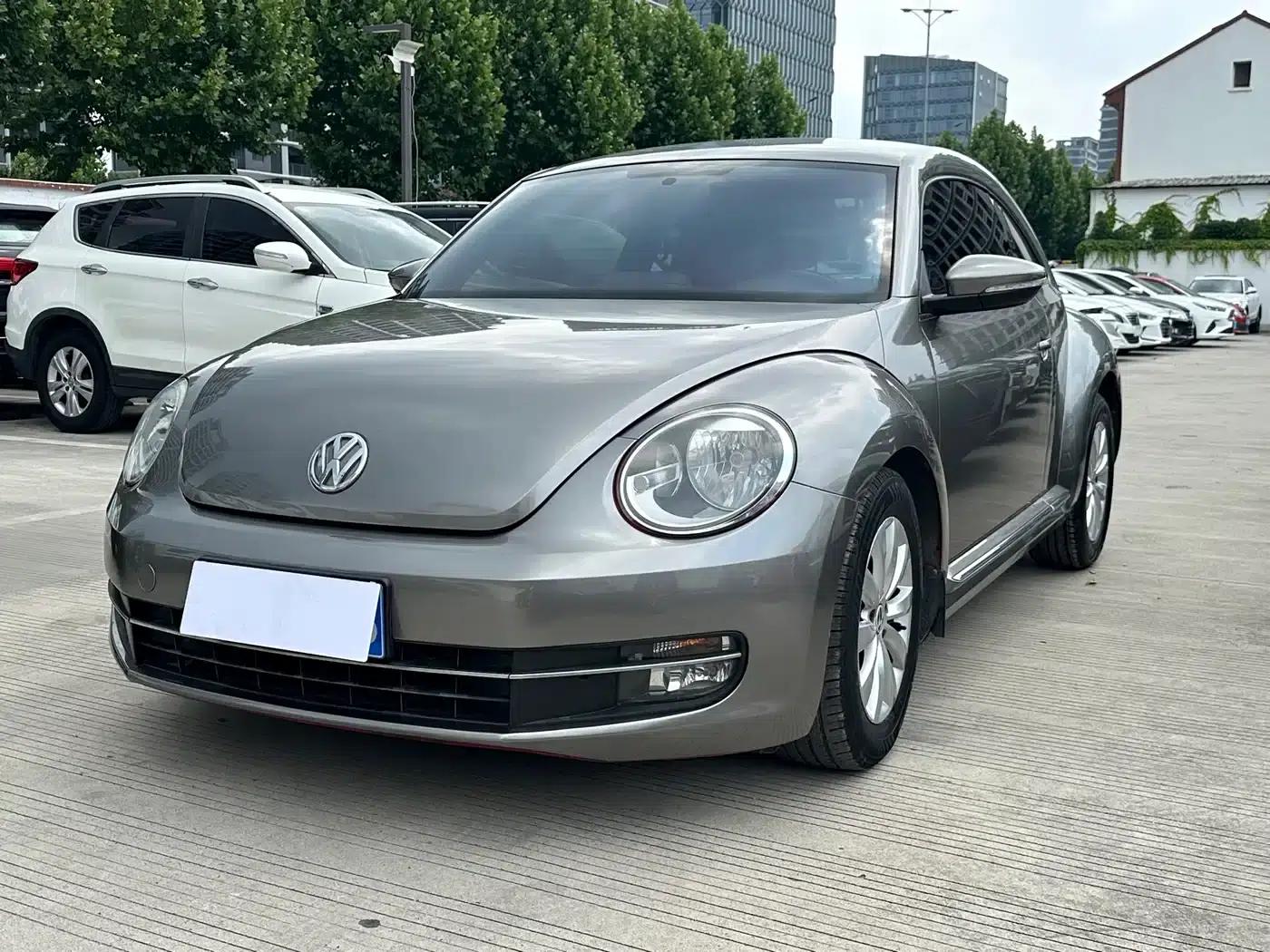 2013 Volkswagen Beetle 1.4TSI Fender Rock Edition — миниатюра 1