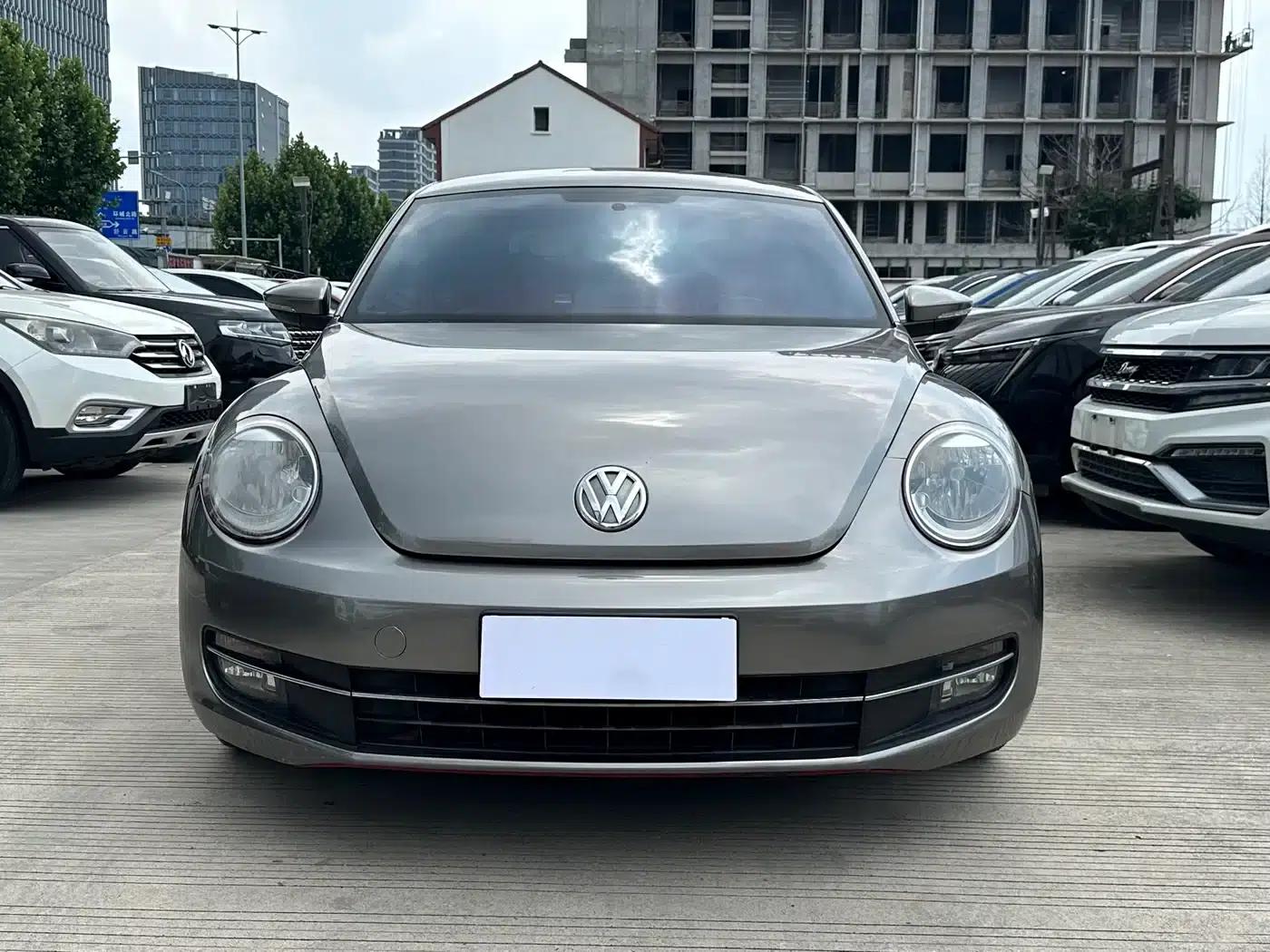 2013 Volkswagen Beetle 1.4TSI Fender Rock Edition — миниатюра 2