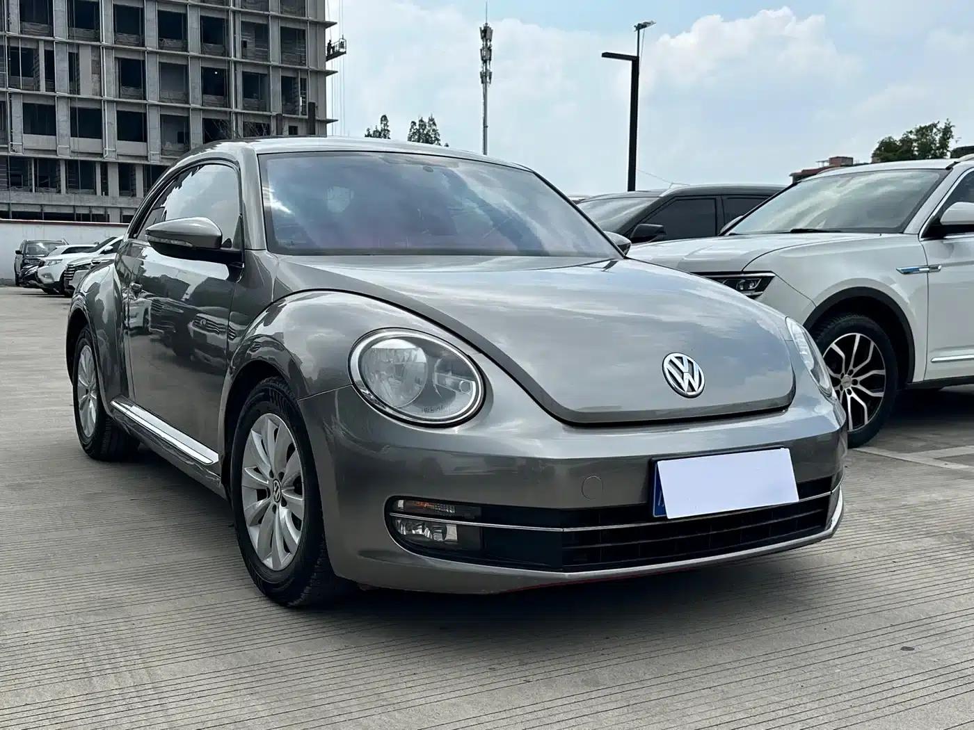 2013 Volkswagen Beetle 1.4TSI Fender Rock Edition — миниатюра 3