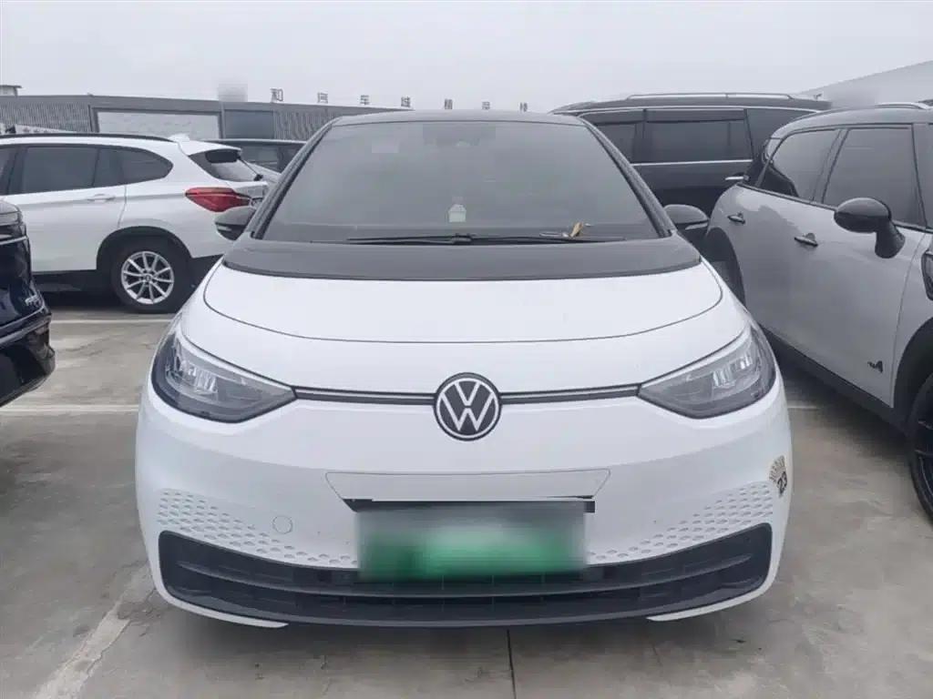 Volkswagen ID.3 2024 Outstanding Edition — миниатюра 3