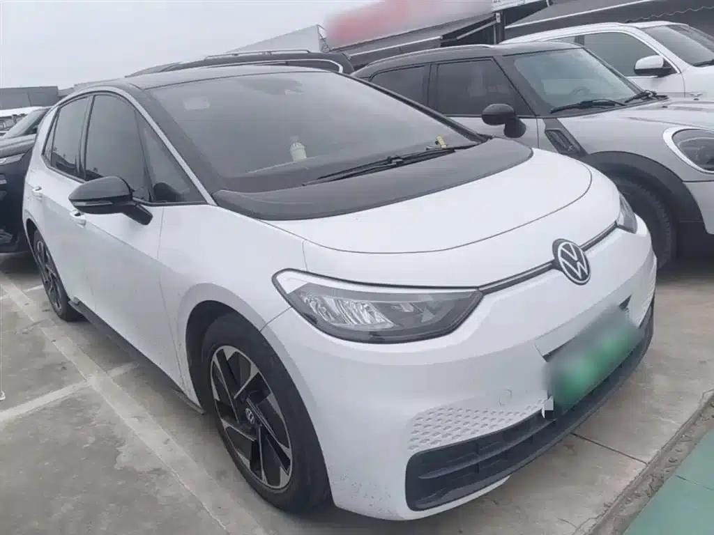 Volkswagen ID.3 2024 Outstanding Edition — миниатюра 4