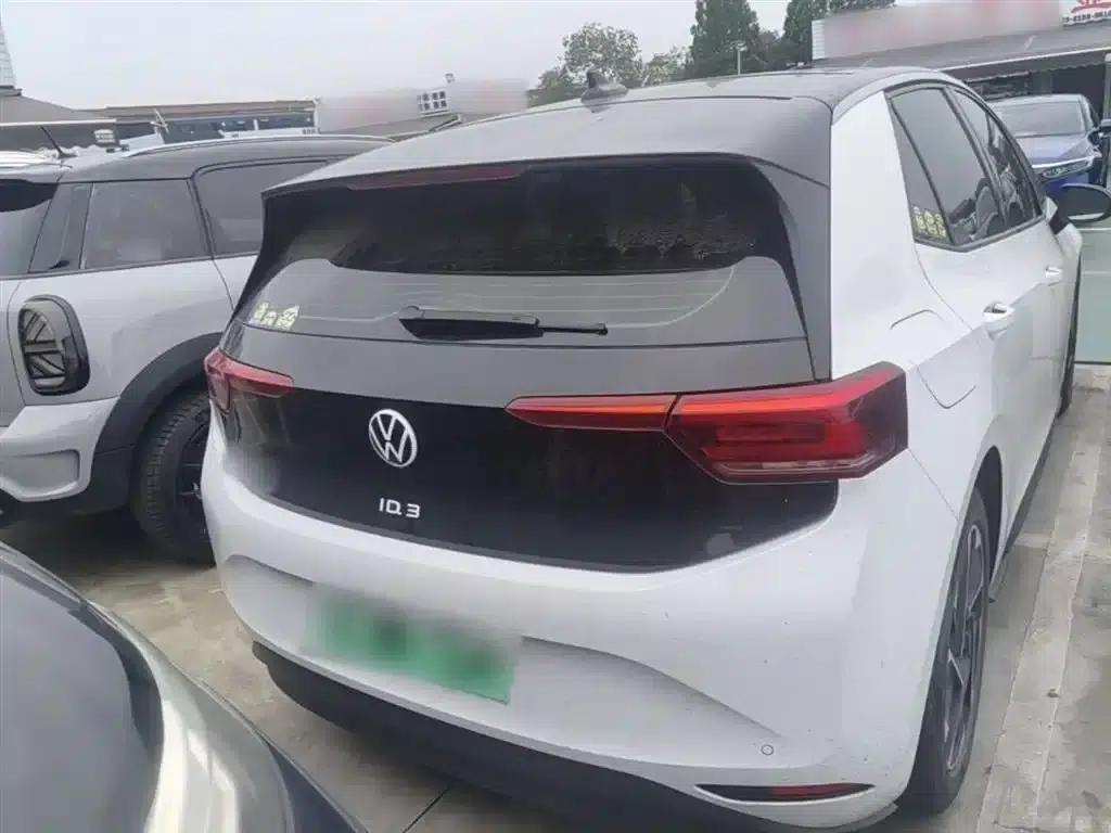Volkswagen ID.3 2024 Outstanding Edition — миниатюра 6