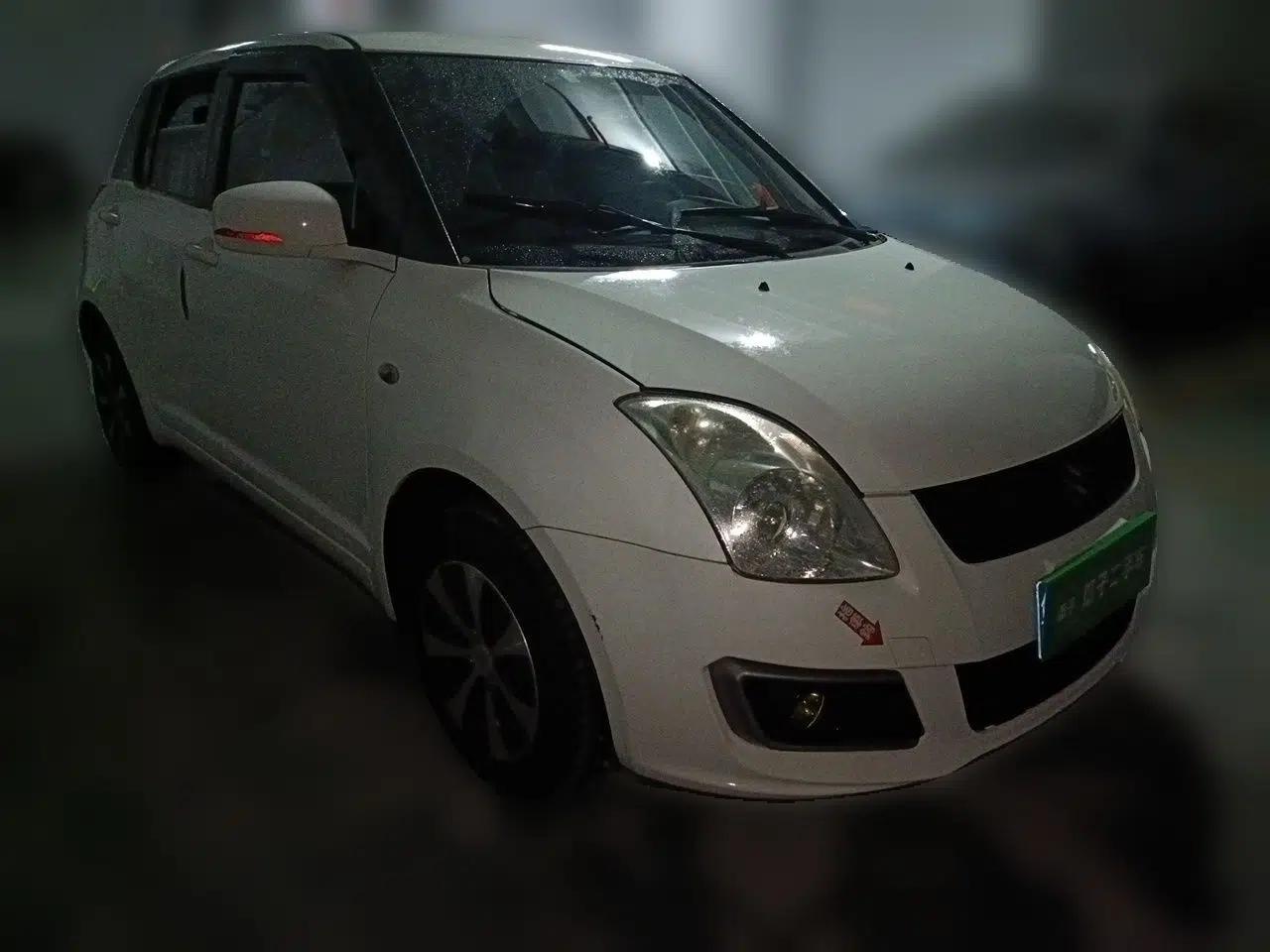 Used Suzuki Swift 2014 1.3L Manual Standard Edition — миниатюра 3