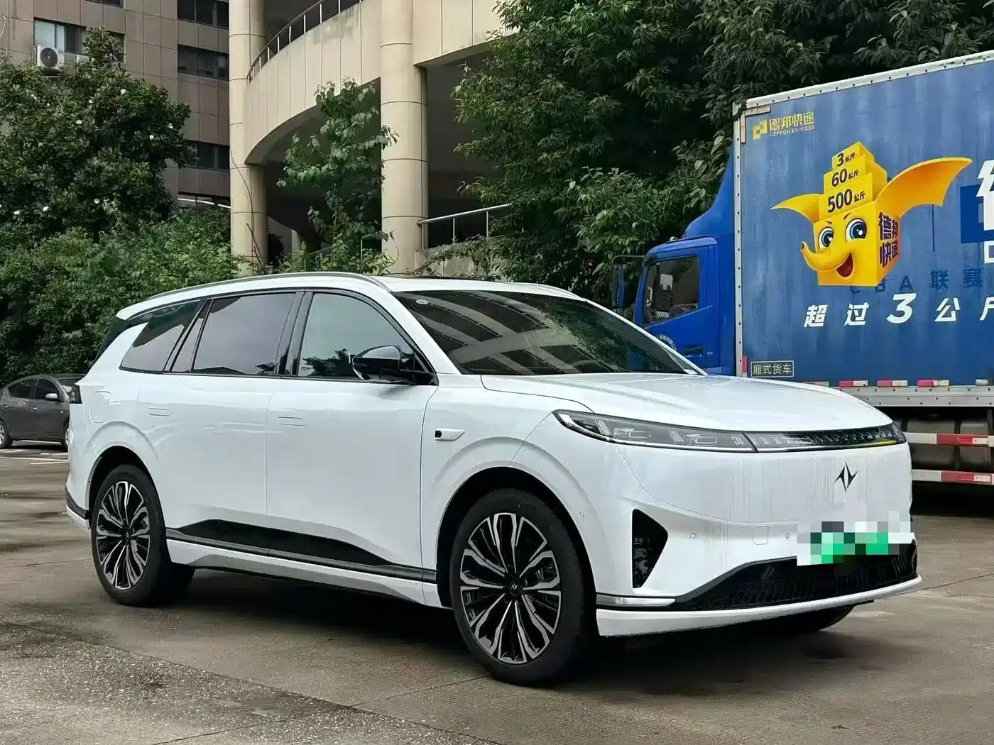 eπ008 2026 Model Six-Seat Pure Electric Family Edition — миниатюра 3