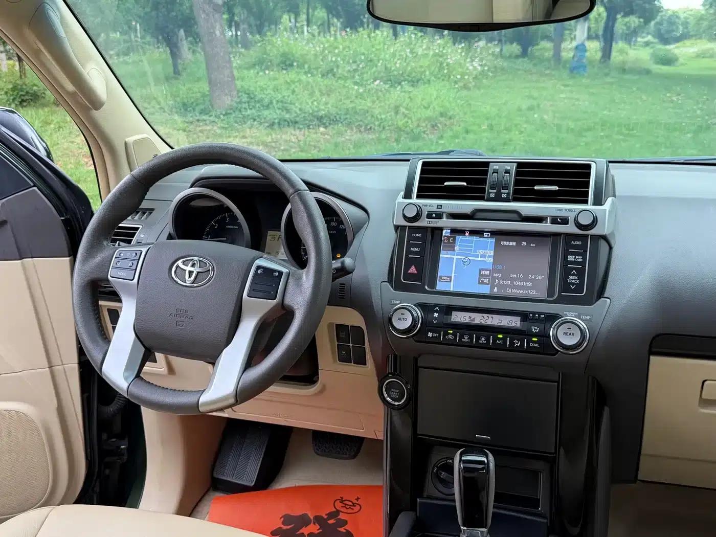 2016 Prado 2.7L Automatic Luxury Edition — миниатюра 12