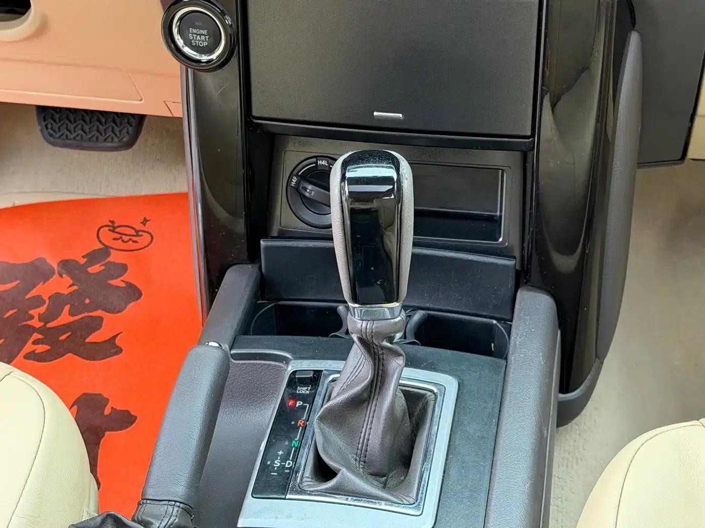 2016 Prado 2.7L Automatic Luxury Edition — миниатюра 14