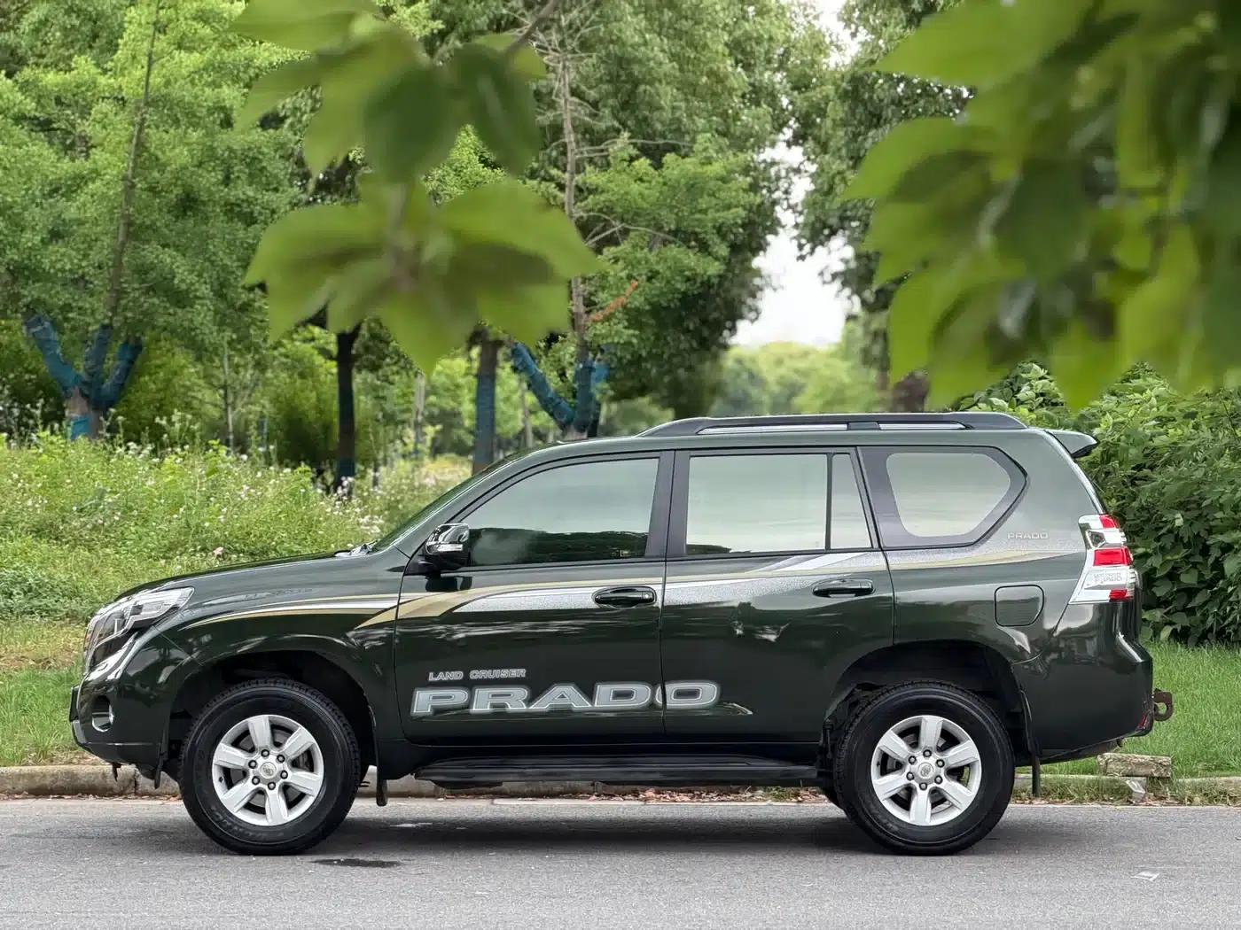 2016 Prado 2.7L Automatic Luxury Edition — миниатюра 4