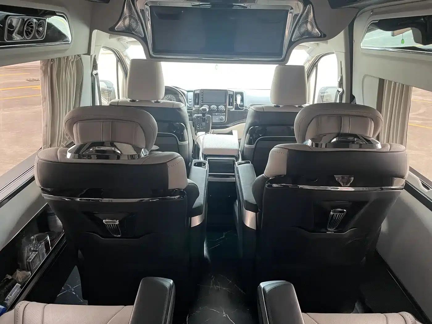 2022 HIACE 3.5L Middle East Edition — миниатюра 29