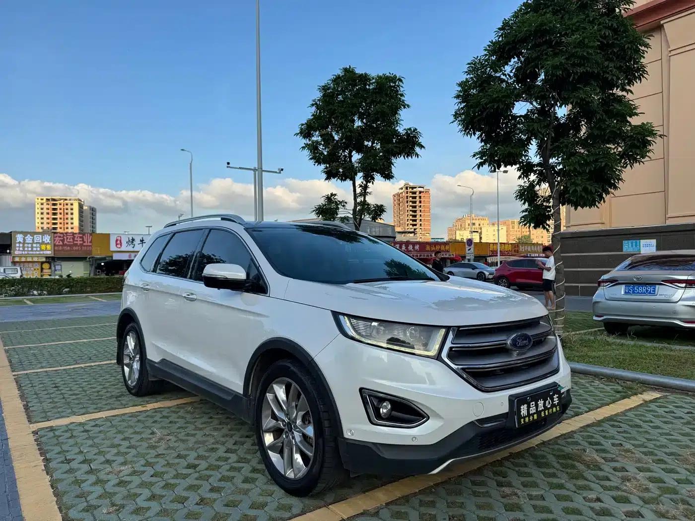 Edge 2015 2.0T GTDi AWD Premium — миниатюра 3