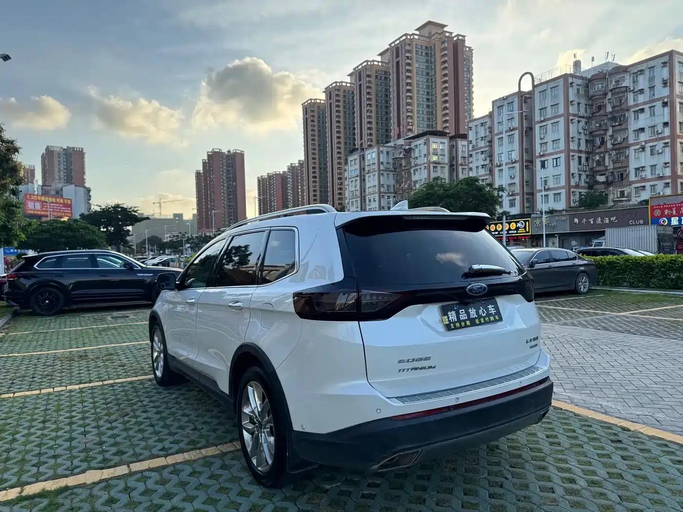 Edge 2015 2.0T GTDi AWD Premium — миниатюра 4