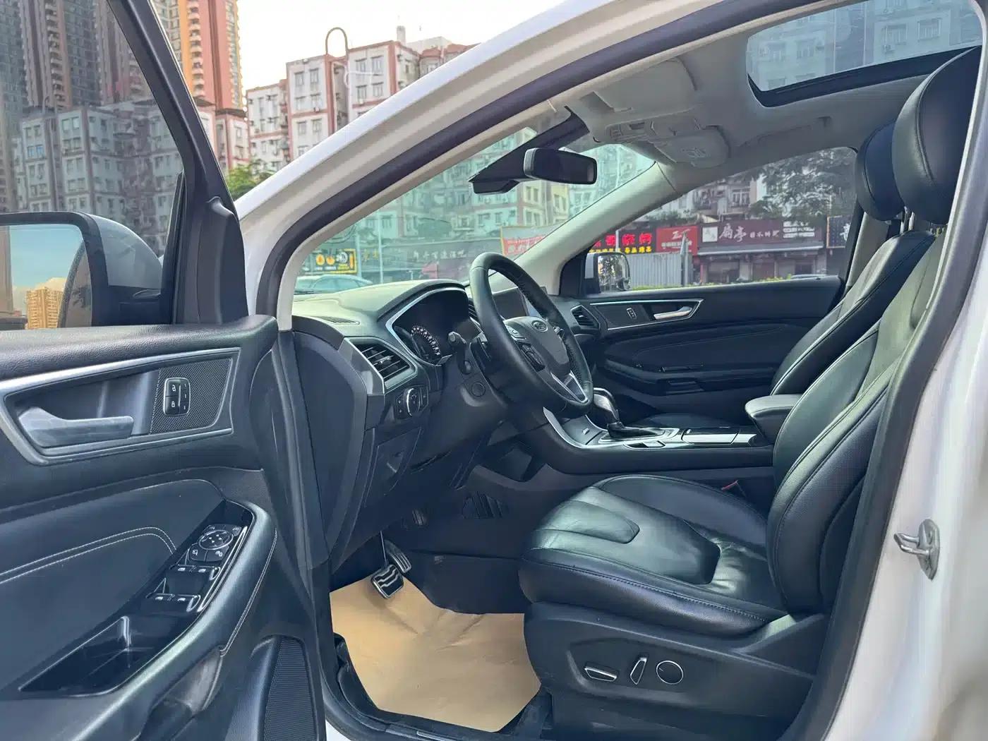 Edge 2015 2.0T GTDi AWD Premium — миниатюра 8