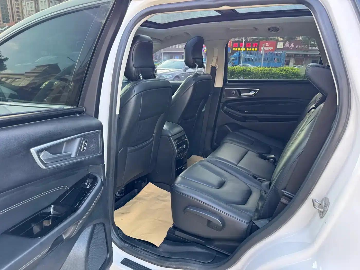 Edge 2015 2.0T GTDi AWD Premium — миниатюра 10