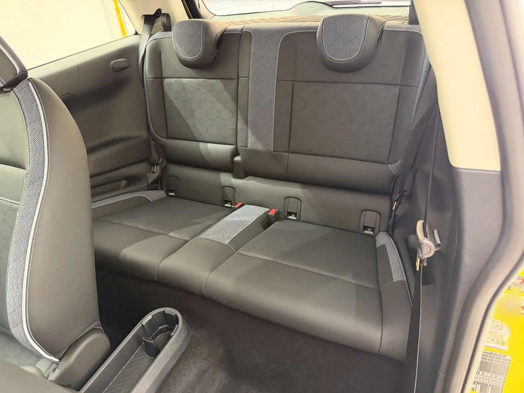 Used MINI Electric COOPER 2024 456km COOPER E Classic Edition — миниатюра 34
