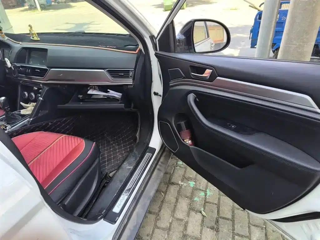 Haval H6 2018 Sport Edition 1.5T Manual 2WD Elite (National V Emission Standard) — миниатюра 20