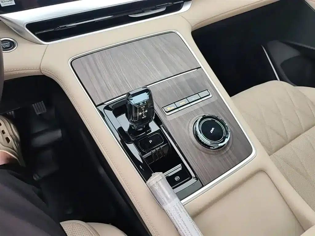 Geely Xingyue L 2025 Oriental Radiance 2.0TD Automatic 4WD Moon Gazing Edition — миниатюра 14