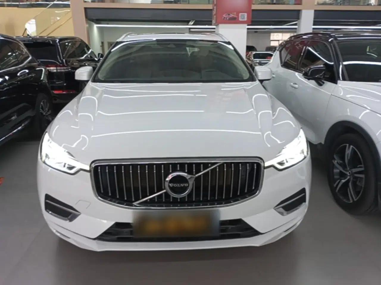 Used Volvo XC60 2020 T5 4x4 Zhiyi Luxury Edition — миниатюра 2