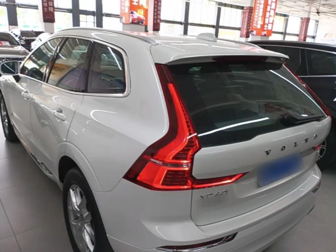 Used Volvo XC60 2020 T5 4x4 Zhiyi Luxury Edition — миниатюра 4