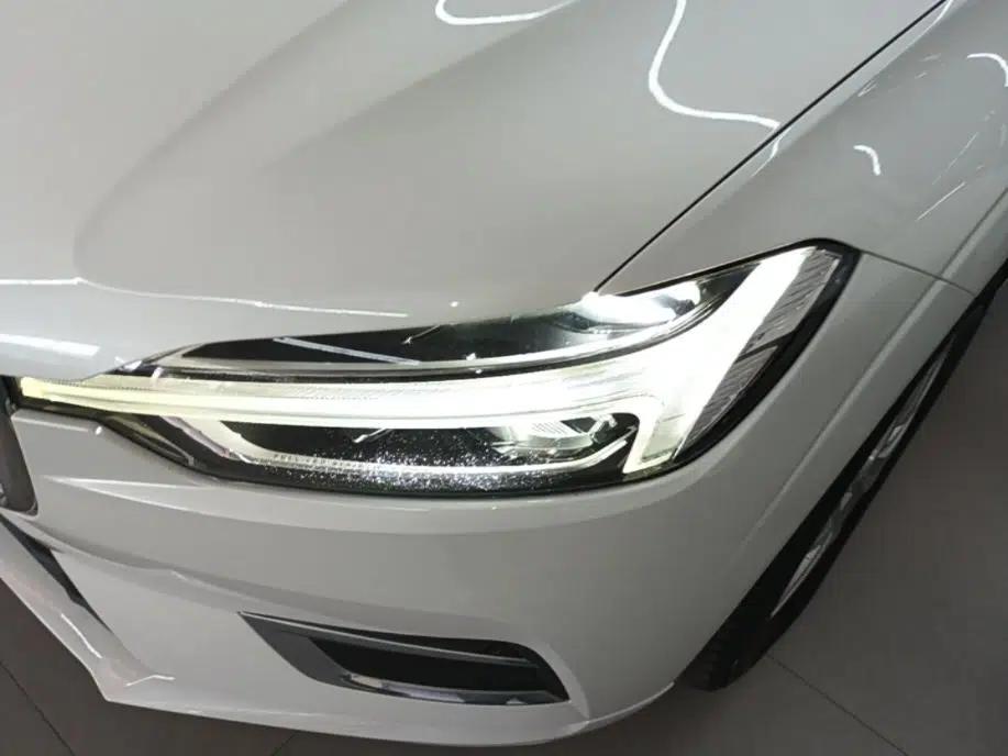 Used Volvo XC60 2020 T5 4x4 Zhiyi Luxury Edition — миниатюра 8