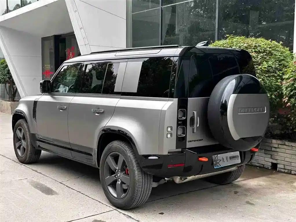 2025 Land Rover Defender 110 3.0T P400 X — миниатюра 3