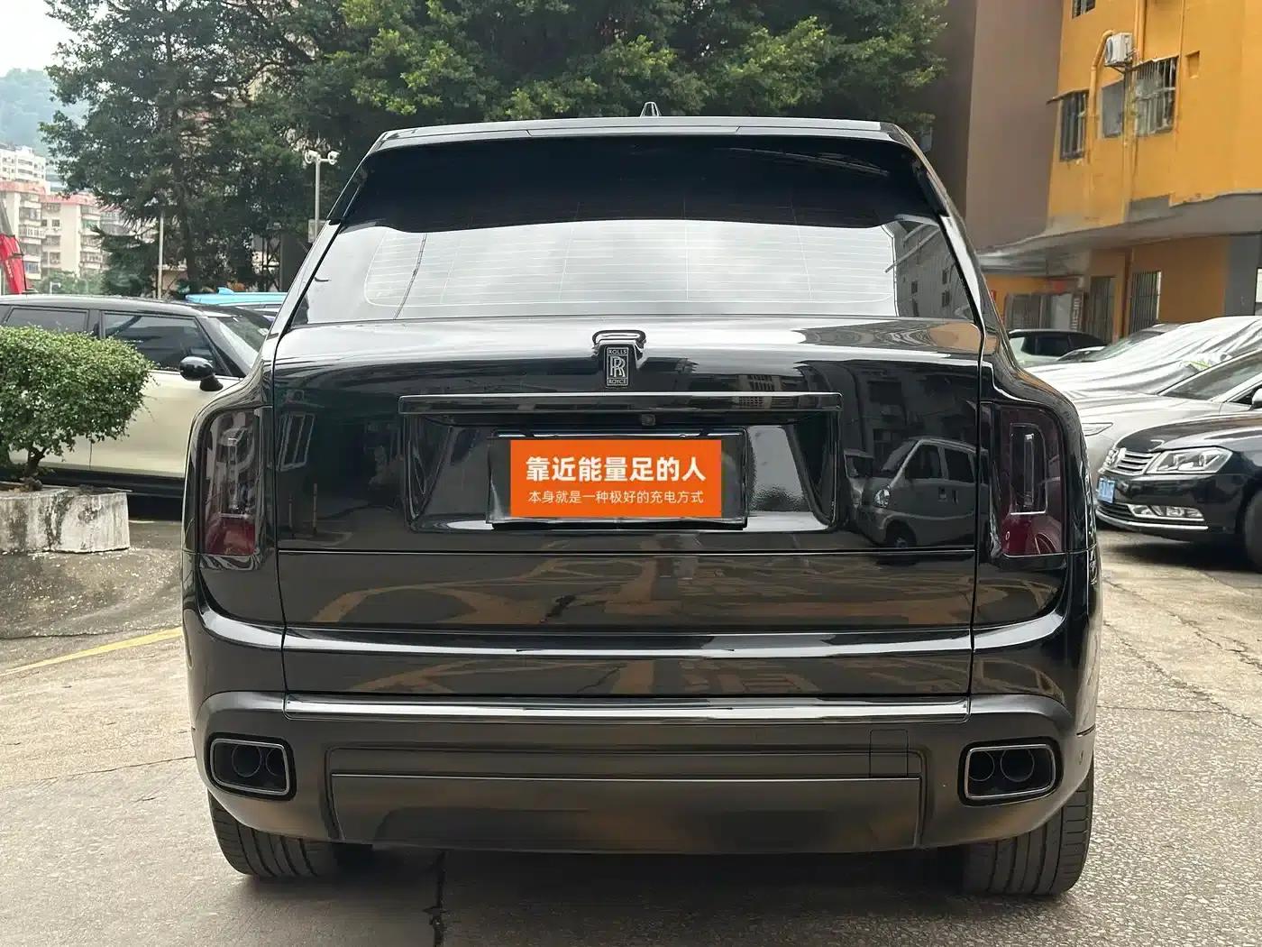 2020 Cullinan Black Badge — миниатюра 6