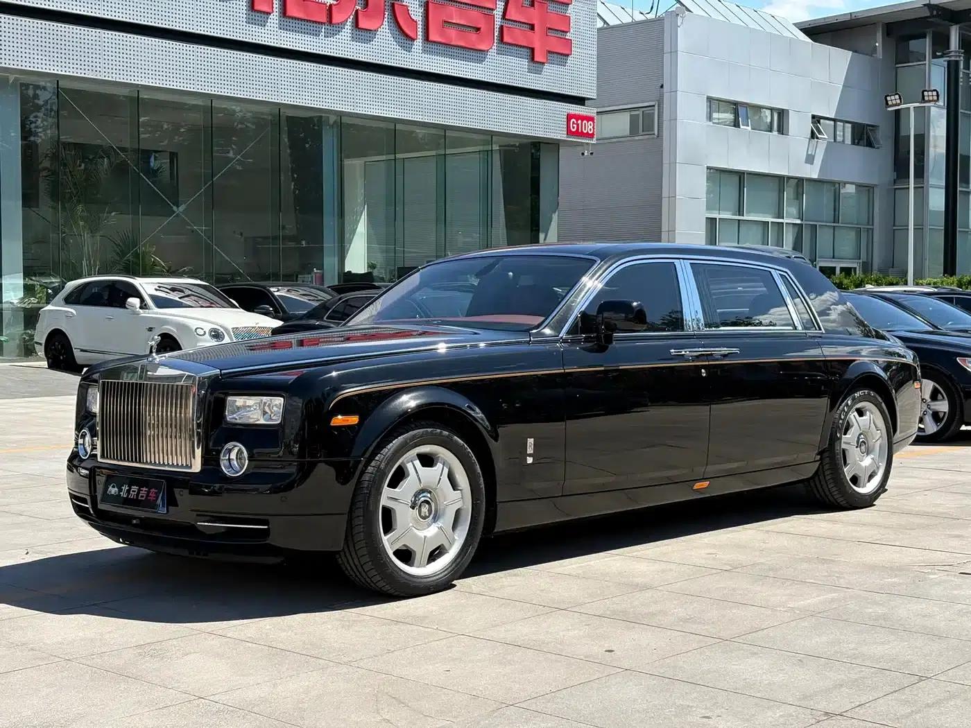 2013 Phantom 6.7L Extended Wheelbase (EWB) — миниатюра 1