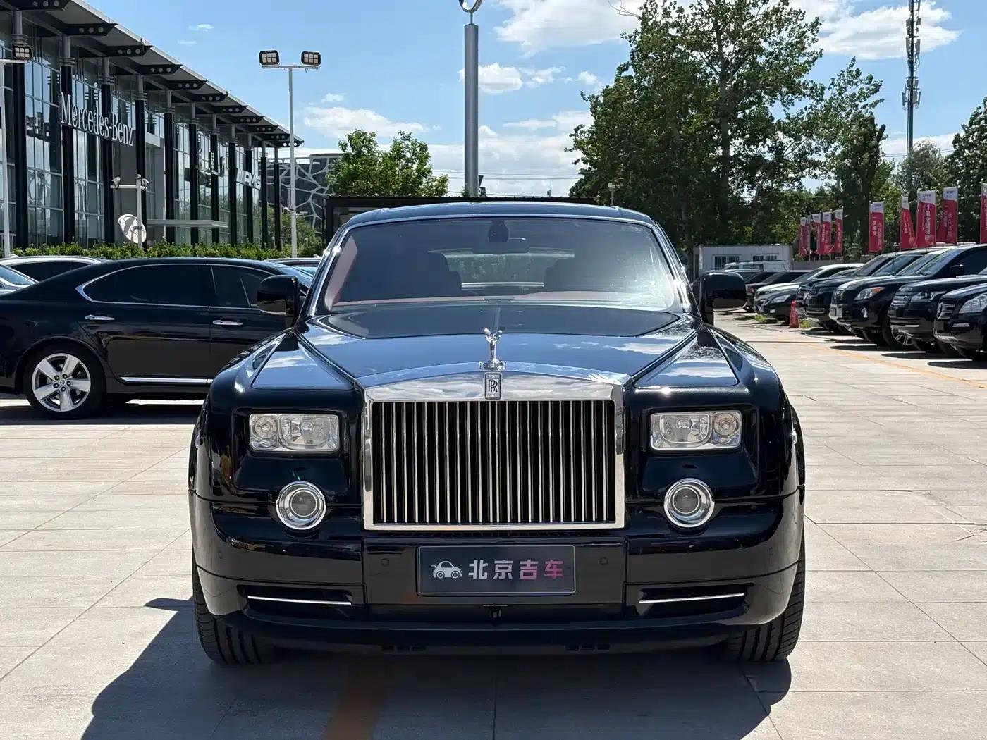 2013 Phantom 6.7L Extended Wheelbase (EWB) — миниатюра 2