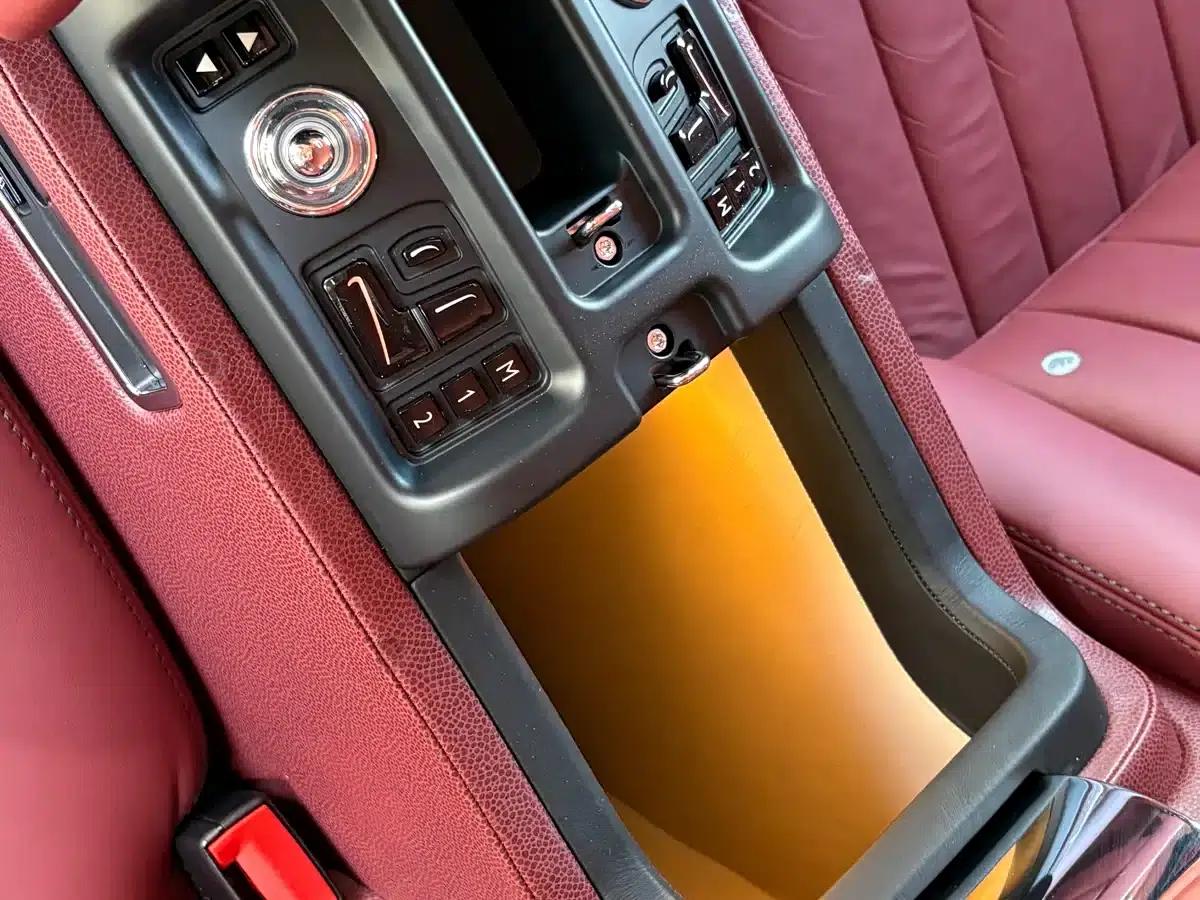 2013 Phantom 6.7L Extended Wheelbase (EWB) — миниатюра 20