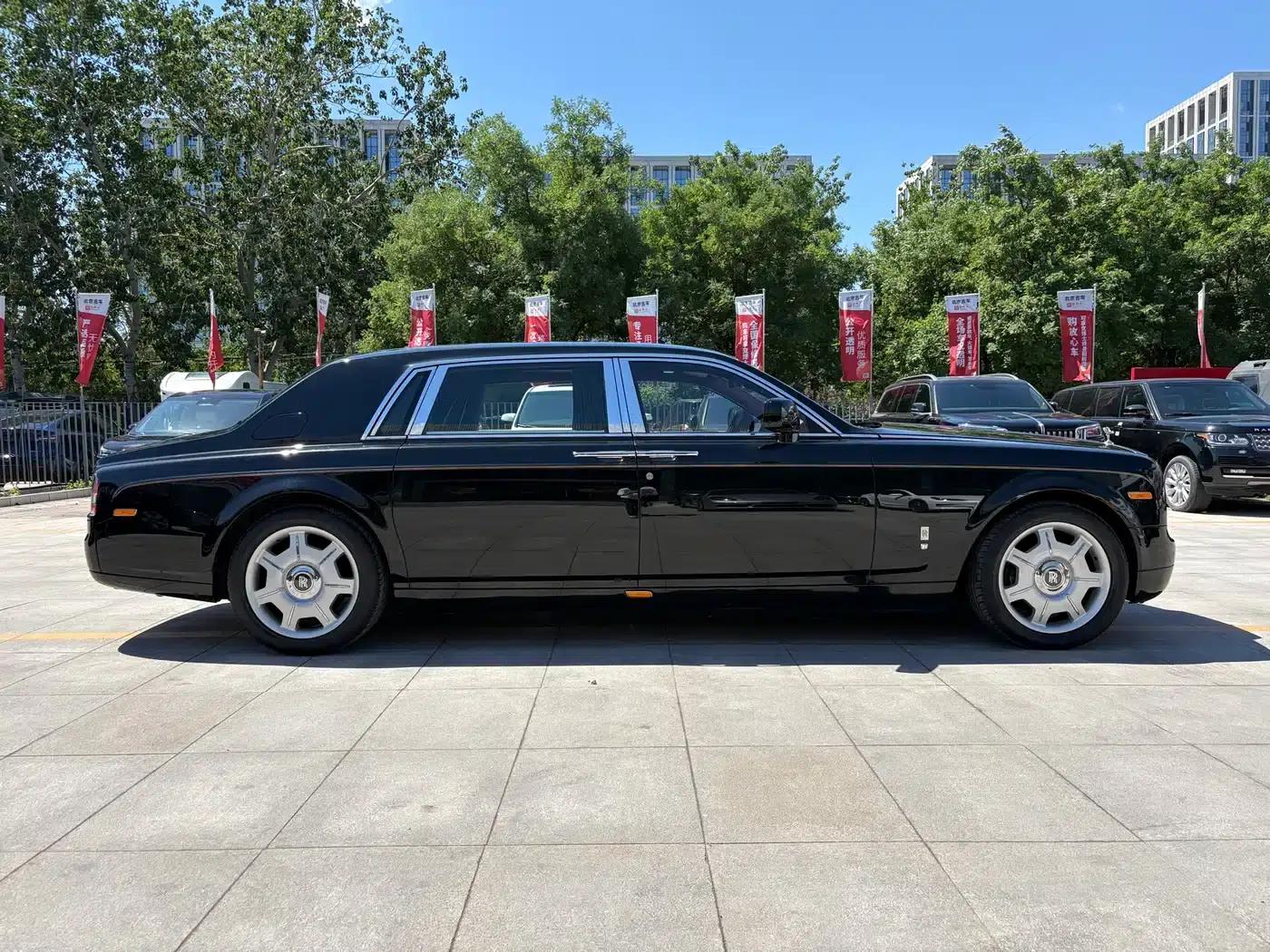 2013 Phantom 6.7L Extended Wheelbase (EWB) — миниатюра 4